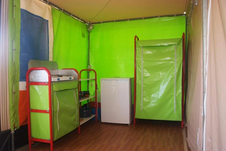 Bedroom 4, Camping Internacional Palamos, Girona