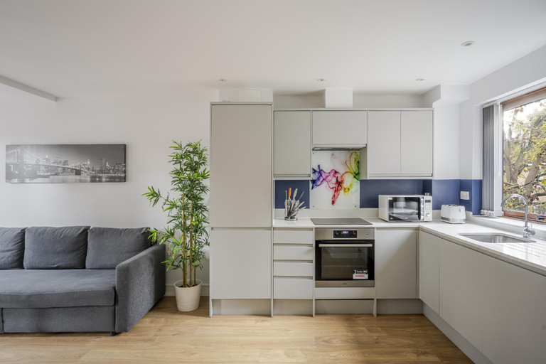 Others 4, Premium apartment in Chelmsford | Long Stays Welcome, Essex