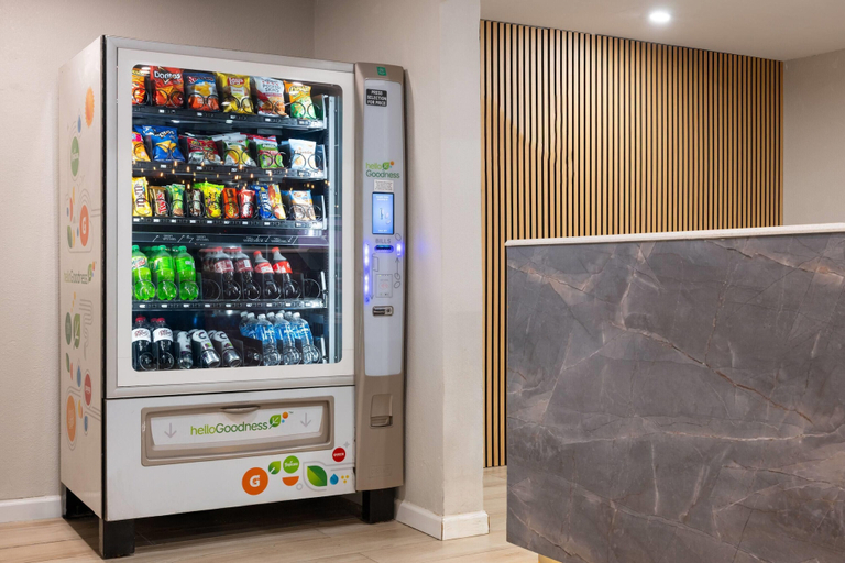 Food & Drinks 5, Baymont by Wyndham Mankato, Nicollet