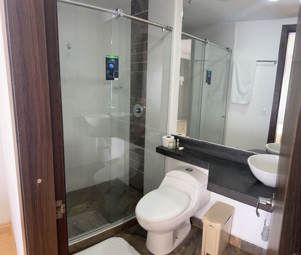 Bathroom 5, Nogal Suite Hotel Ipiales, Ipiales