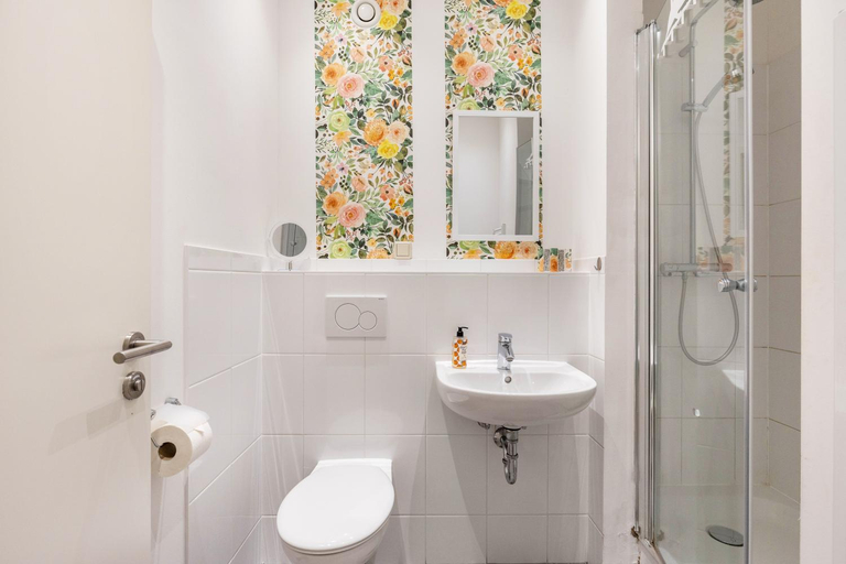 Bathroom 3, Albrechtshof, Potsdam