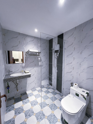 Bathroom 3, A Z Hotel Phnom Penh, Phnom Penh