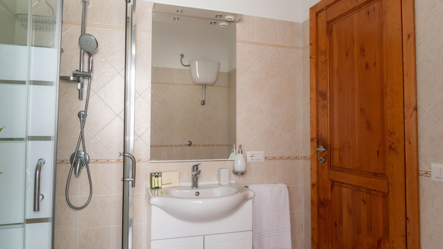 Room 5, La Casa di Asia in Tanaunella, Nuoro