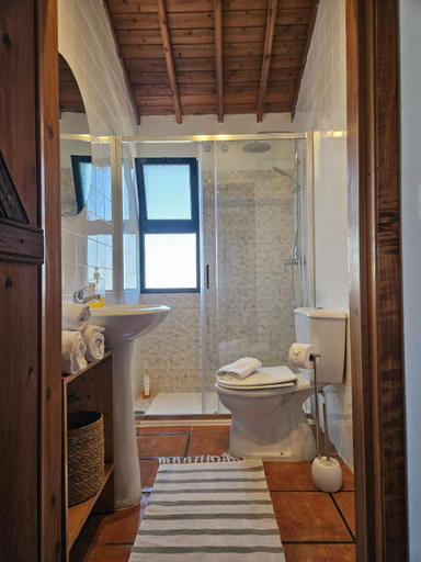 Bathroom, Casa da Uva-Mosteiros Vineyards House-Heated swimming-pool, Ponta Delgada