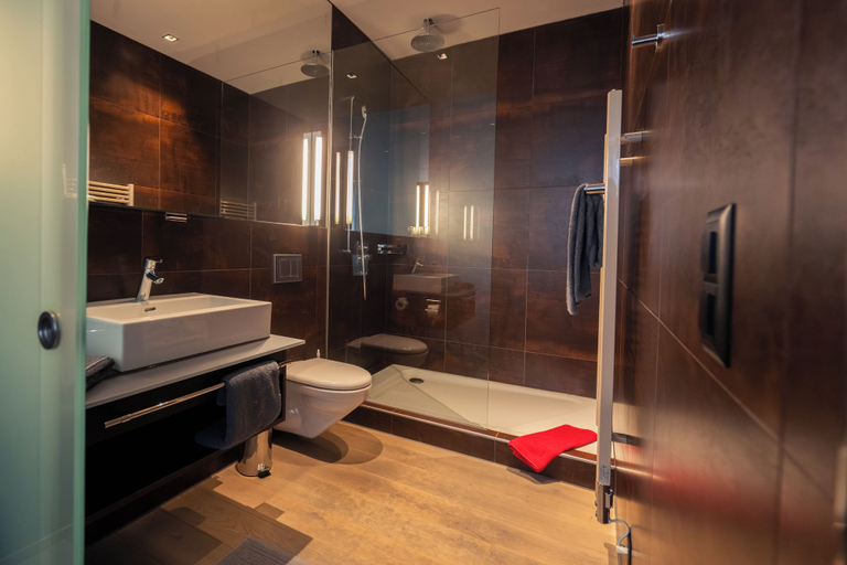 Bathroom, Quers Inn, Pfäffikon