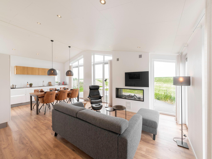 4, Modern Wemeldinge Holiday Home for 6, Kapelle