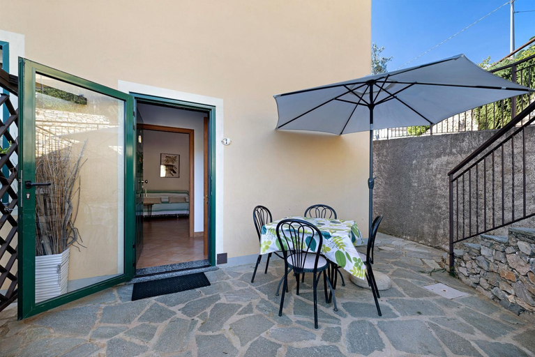 Others 5, Agriturismo La Realidad, Savona