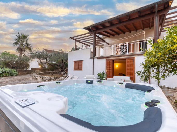 Sport & Beauty 2, Holiday Home near Zingaro, Trapani