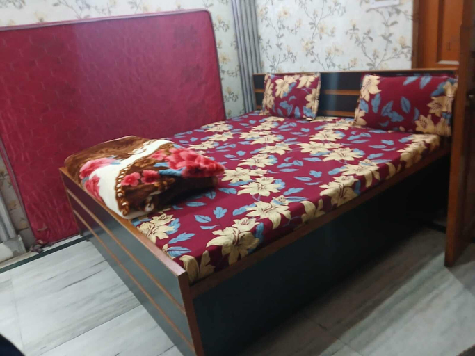Room 3, Dev Inn Atithi Grih, Varanasi