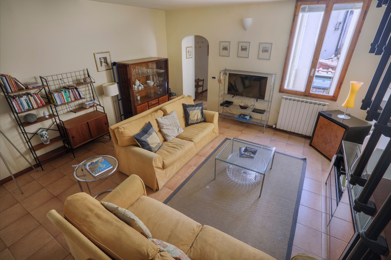 Others 5, Charming Apartment in Oltrarno, Florence