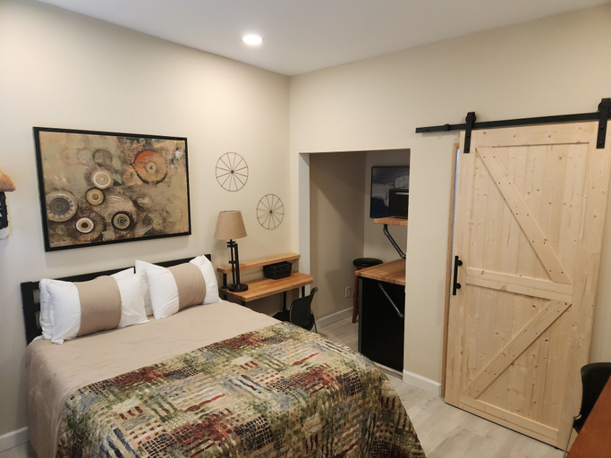 Room 3, Nazareth Extended Stay, Northampton