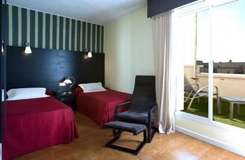 Others 5, HRC Hotel, Madrid