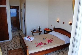 Others 5, Anastasia Studios, Ionian Islands