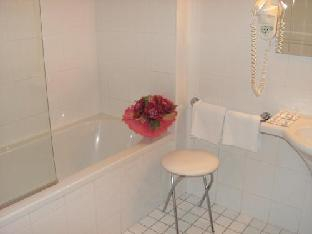 Bathroom, Hotel Lokomotive, Linz