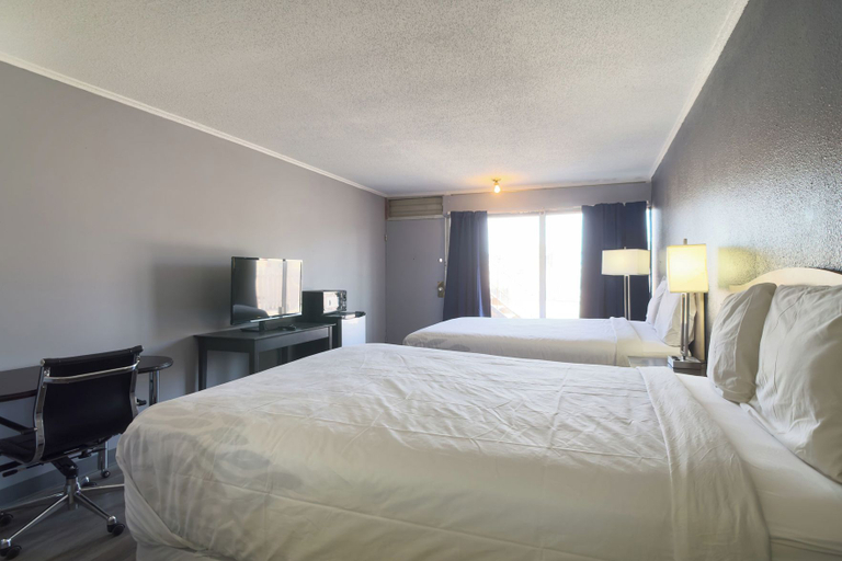 Room 5, Forrest City I 40, Saint Francis