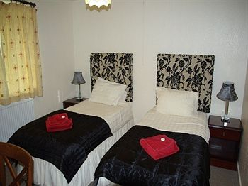 Others 4, Porth Lodge Hotel, Cornwall