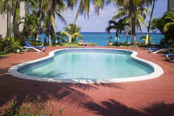 Others 5, Chrisanns Beach Resort