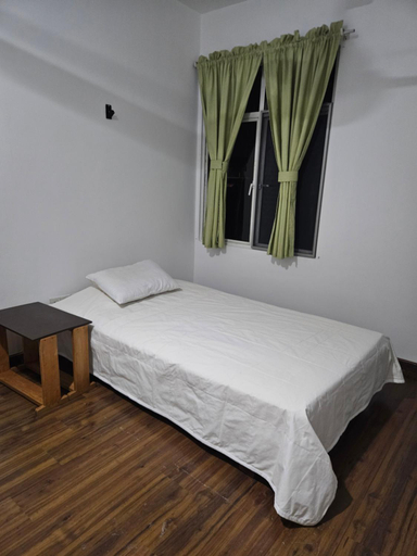 Bedroom 4, Mango Tree Villa, Sri Jayawardanapura Kotte