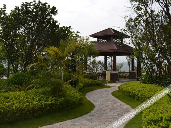 Others 2, Xinhe Resort, Honghe Hani and Yi
