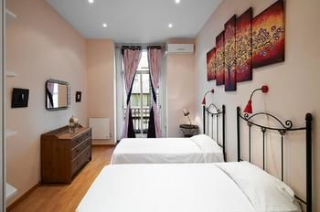 Exterior, Suites You Nickel, Madrid