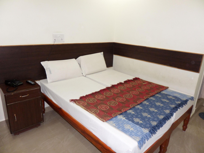 Bedroom 4, Hotel Sahasra Residency, Chittoor