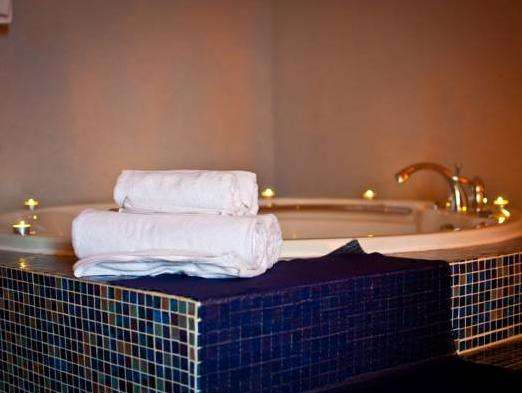 Bathroom, Hotel Perla dOro, Timisoara