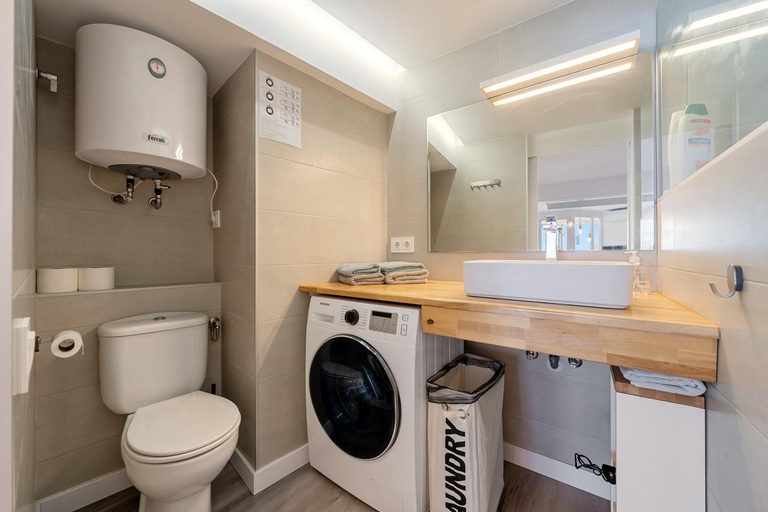 Bathroom 4, Promar, Tarragona