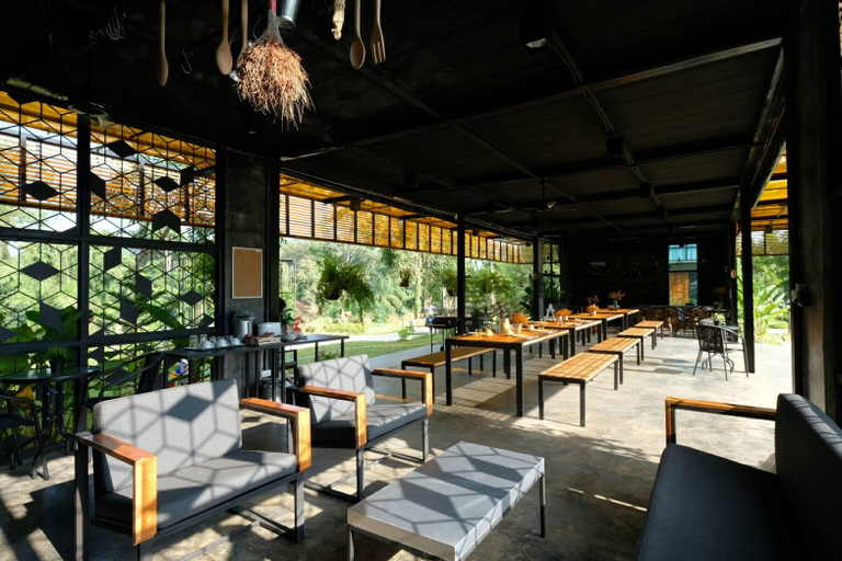 Food & Drinks, Baan Rai Darun Home Stay and Scenery Raft , Thong Pha Phum