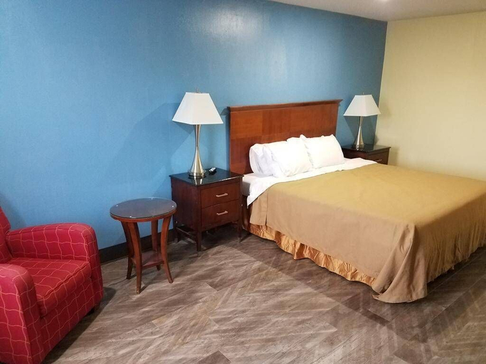 Bedroom 3, Western Inn South, Buffalo