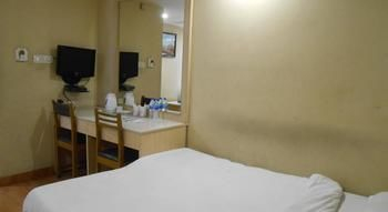Others 2, Kings Crown Hotel, North 24 Parganas