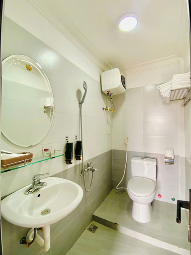 Bathroom, Gaki Hotel, Huế