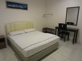 Others 5, Mendu Inn, Kuching