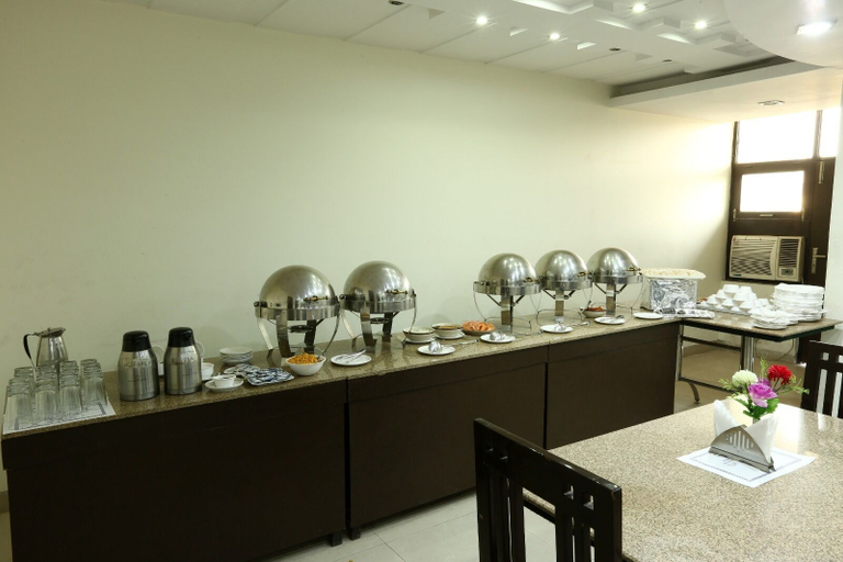 Food & Drinks 5, RTS Hotel, Delhi