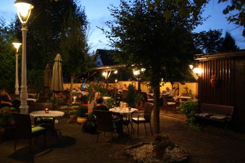 Others 2, Hotel & Weinhaus Zum Schwarzen Baren, Koblenz