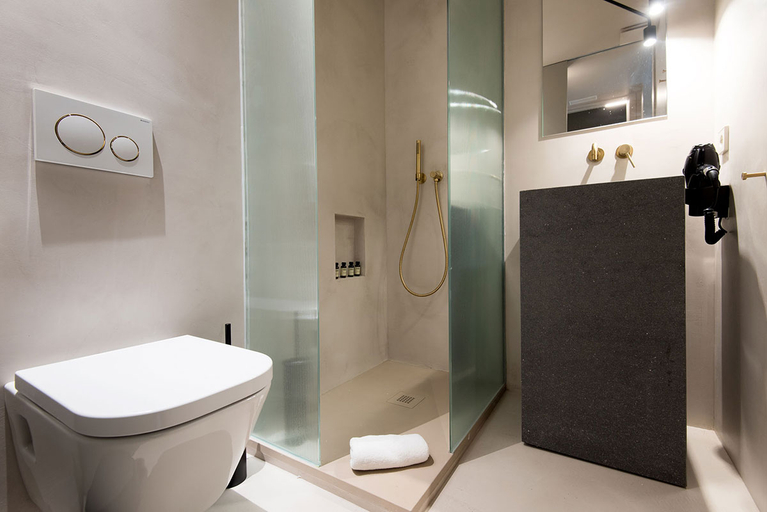 Bathroom 5, Buho Boutique Barcelona, Barcelona