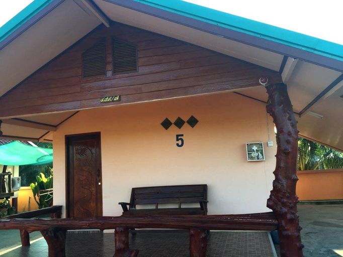 Exterior & Views 3, Ruenmai Homestay Lahansai, Lahan Sai