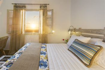 Others 4, Caldera's Dolphin Suites, South Aegean