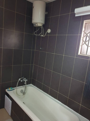 Bathroom 2, Accra Luxury Apartments @ Trassaco, Tema