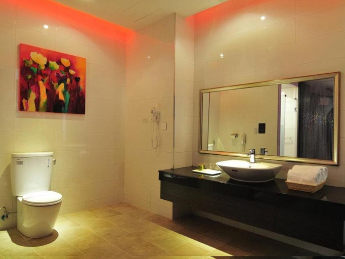 Bathroom 3, One Plus One Hotel, Taoyuan