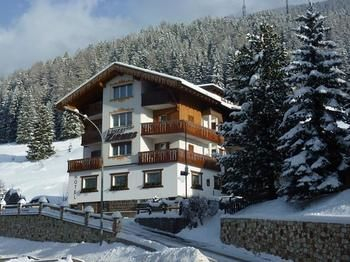 Others 4, Hotel Zirmes, Trento