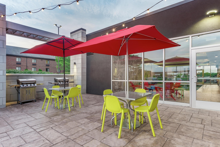 Food & Drinks 5, Home2 Suites by Hilton Indianapolis Northwest, Marion
