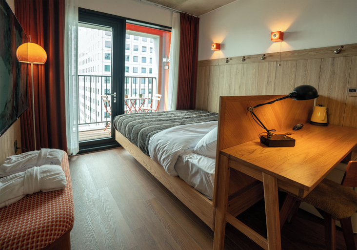 Bedroom 3, Brooklyn Blues, Jongno