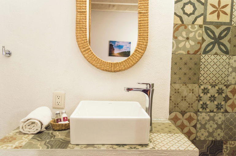 Bathroom 4, Hotel Casa de Vino, Tequisquiapan