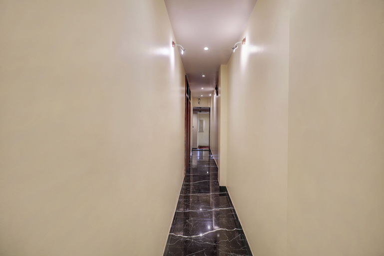 Public Area 3, Hotel Emirates Suite, Mumbai City