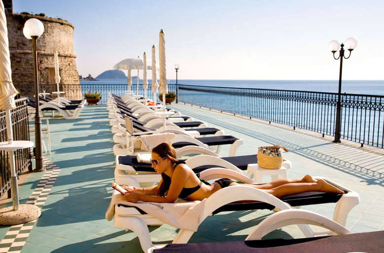 Sport & Beauty, Savoia, Savona