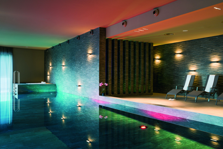 Sport & Beauty 5, Peaks Place, Surselva