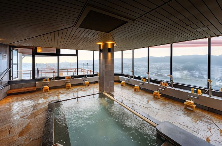 Sport & Beauty 3, Mikuma Hotel, Hita