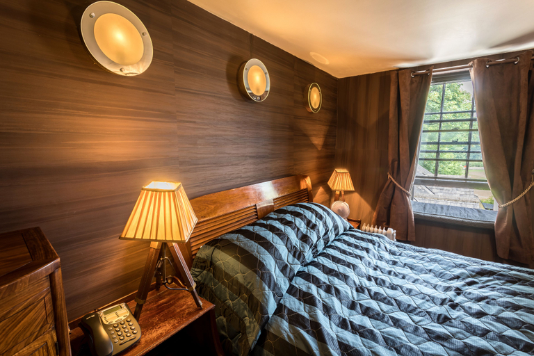 Bedroom 3, OYO The Townhouse, Durham