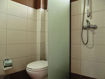 Bathroom, Paraschos Studios, South Aegean