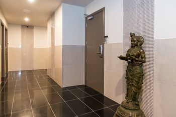 Others 3, Albert Accommodation, Waitakere